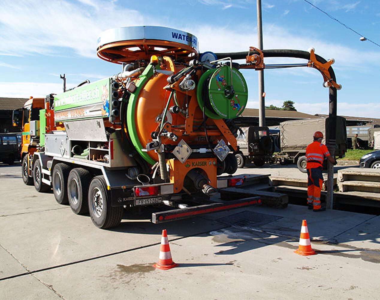 SERVICE HYDROCUREUR DÈS 25 TONNES